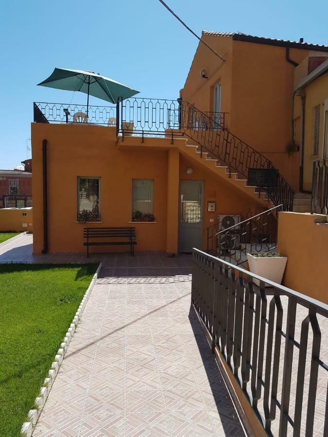 Casa Dei Talenti Hotel Каляри Екстериор снимка